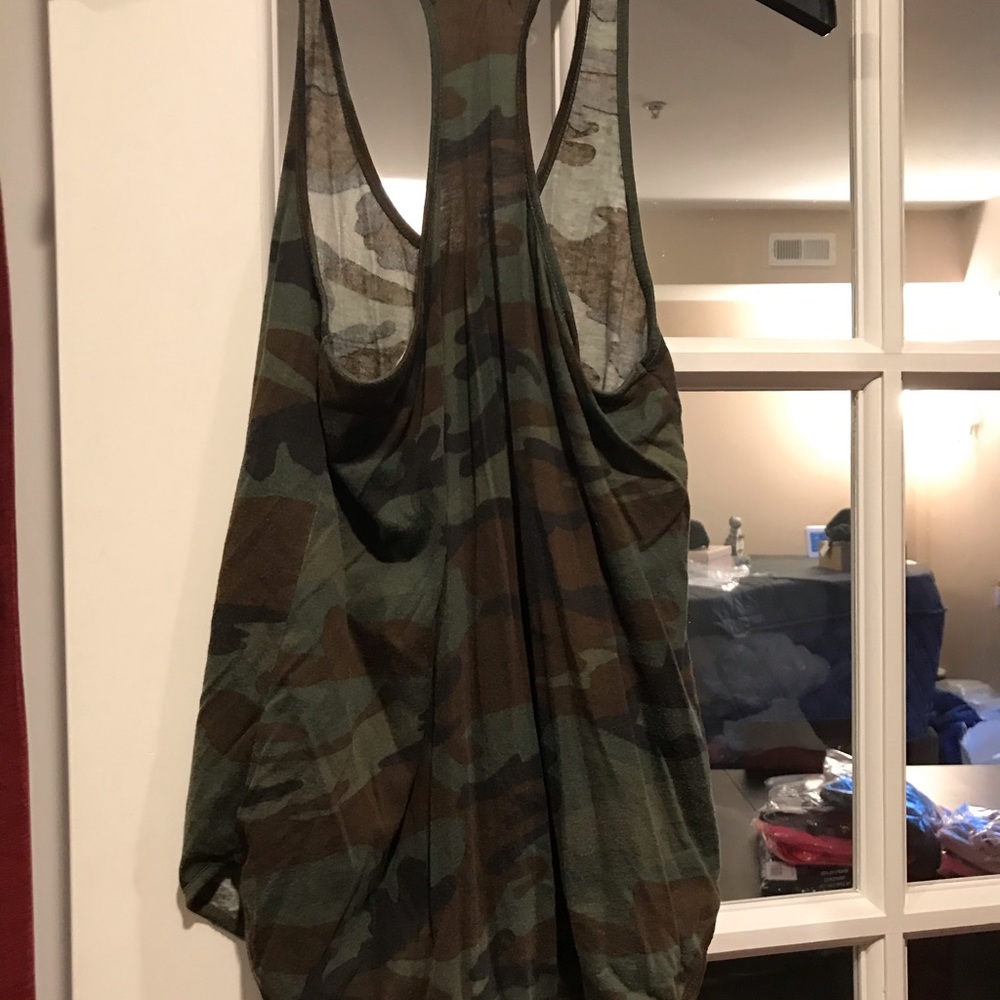 Alternative tank top - Picture 2 of 4
